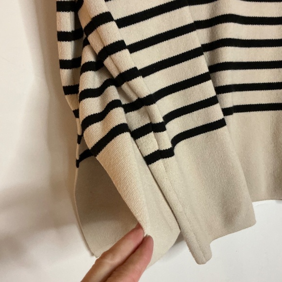 Women’s H & M stripped mock turtle neck size S - Picture 3 of 6